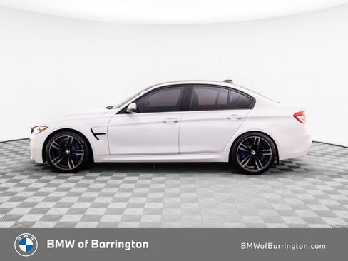 Used 2018 BMW M3 RWD image 2