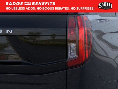 New 2025 Ford Expedition Active RWD image 22