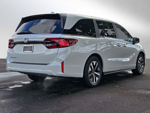 New 2026 Honda Odyssey EX-L image 3