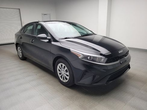 Used 2023 Kia Forte LX FWD image 13