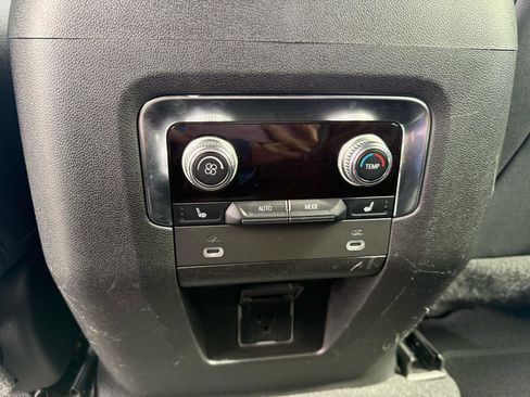 Used 2022 GMC Yukon AT4 w/ Max Trailering Package image 14