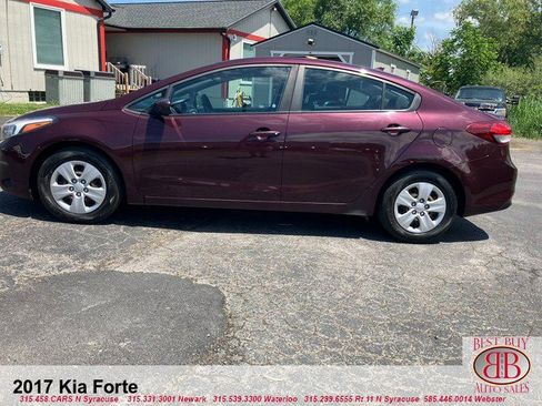Used 2017 Kia Forte LX w/ LX Popular Package FWD image 4