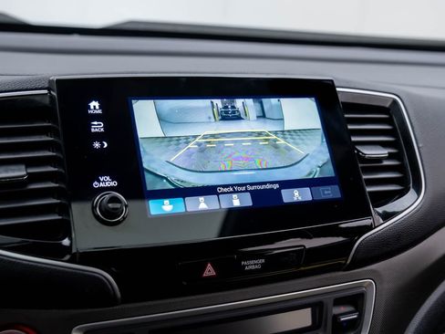 Certified 2023 Honda Passport TrailSport image 24