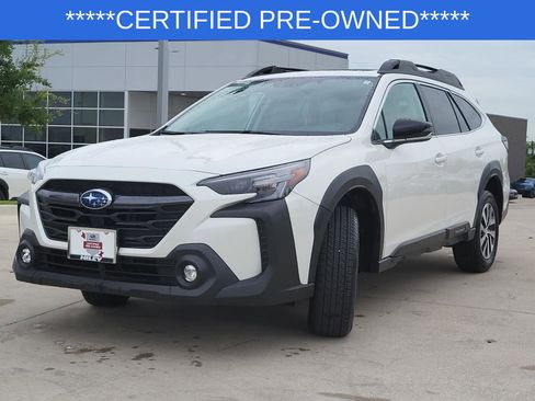 Certified 2025 Subaru Outback Premium AWD/4WD image 2