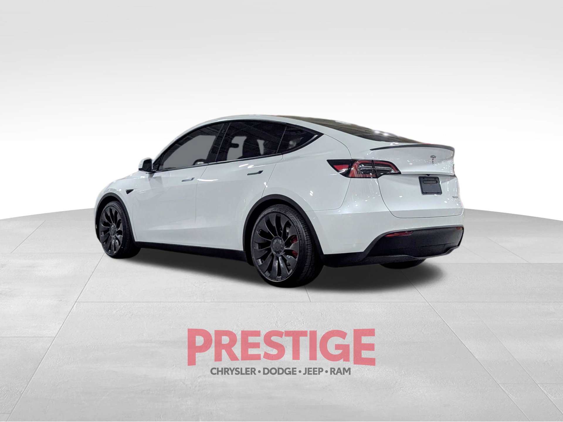 Used 2023 Tesla Model Y Performance AWD/4WD image 12
