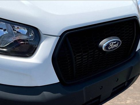 Certified 2025 Ford Transit 150 Low Roof RWD image 36