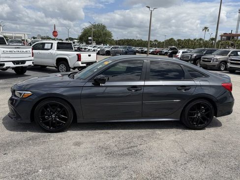 Used 2024 Honda Civic Sport image 8