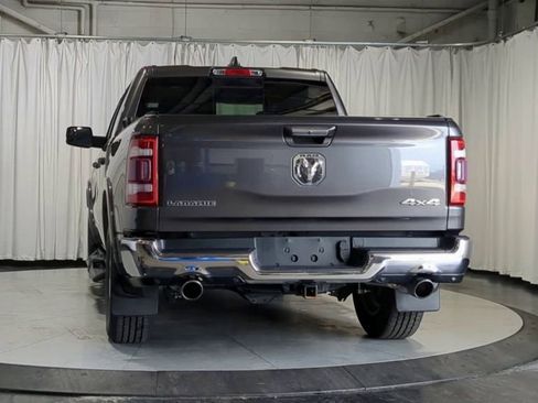Used 2022 RAM 1500 Laramie AWD/4WD image 9