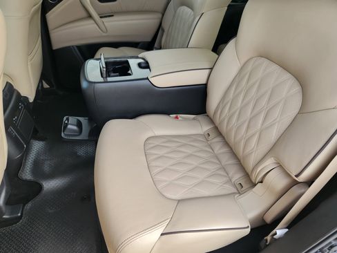 Used 2022 Nissan Armada Platinum w/ Captain's Chairs Package RWD image 31