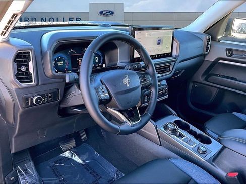 New 2025 Ford Bronco Sport Outer Banks w/ Outer Banks Tech Package+ AWD/4WD image 8