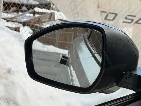 Used 2018 Land Rover Range Rover Velar R-Dynamic SE image 39