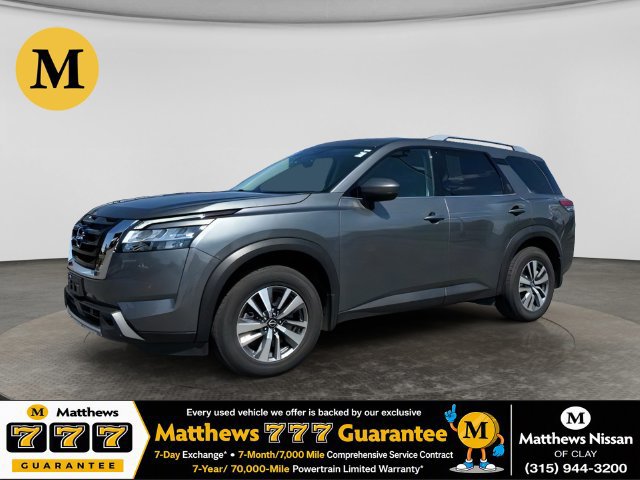 Used 2023 Nissan Pathfinder SL AWD/4WD image 1