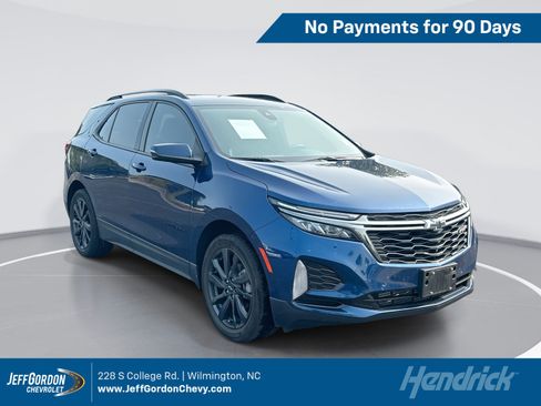 Used 2023 Chevrolet Equinox RS FWD image 1