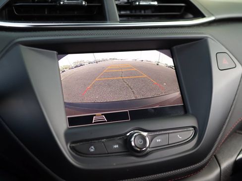 Used 2022 Chevrolet TrailBlazer RS FWD image 14