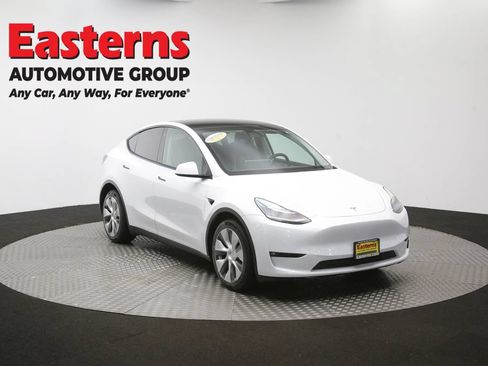 Used 2021 Tesla Model Y Long Range AWD/4WD image 44