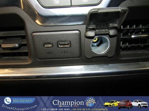 Used 2021 Chevrolet Silverado 1500 High Country AWD/4WD image 26