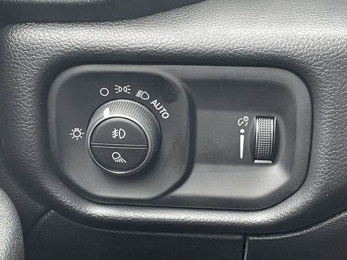 New 2026 RAM 2500 Tradesman w/ Chrome Appearance Group image 31