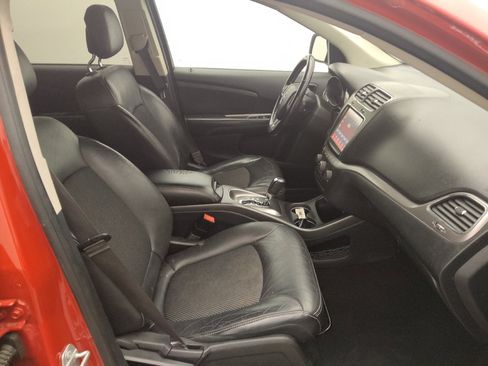 Used 2019 Dodge Journey Crossroad FWD image 21