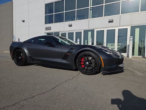 Used 2017 Chevrolet Corvette Grand Sport RWD image 3