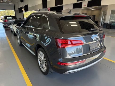 Used 2018 Audi Q5 2.0T Premium Plus w/ Premium Plus Package image 4