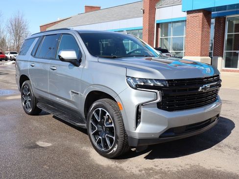 Used 2023 Chevrolet Tahoe RST image 2