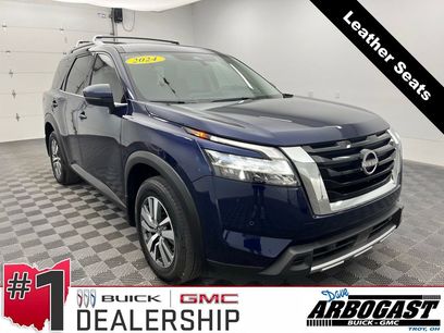 Used 2024 Nissan Pathfinder SL