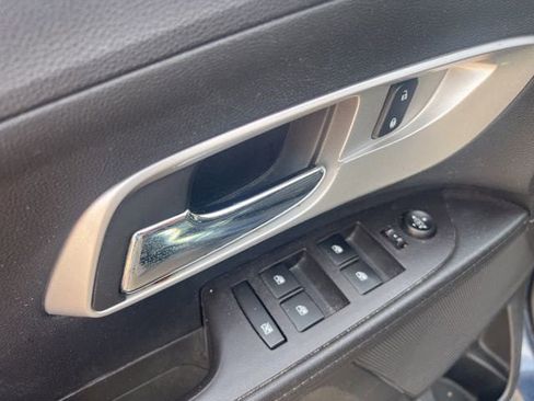 Used 2016 Chevrolet Equinox LT w/ Convenience Package image 10