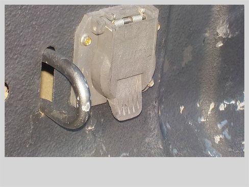 Used 2011 RAM 2500 SLT image 39