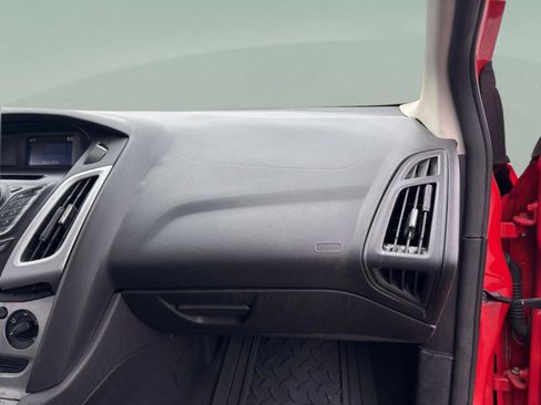 Used 2014 Ford Focus SE image 27