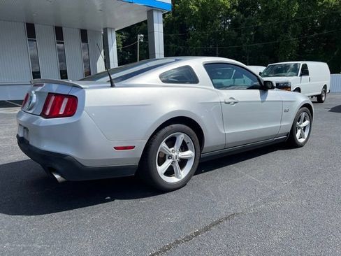 Used 2011 Ford Mustang GT Premium w/ Comfort Pkg RWD image 8