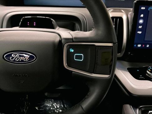 Certified 2025 Ford Expedition Max Active AWD/4WD image 19