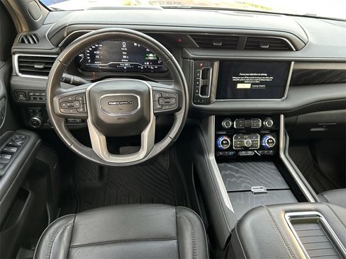 Used 2022 GMC Yukon Denali image 18