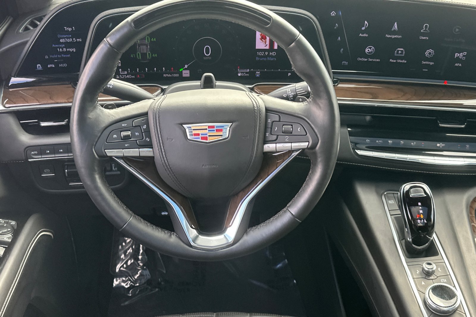 Used 2023 Cadillac Escalade Sport Platinum w/ LPO, ONYX Package AWD/4WD image 14