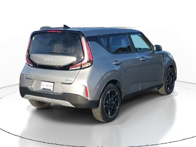 Certified 2024 Kia Soul EX FWD image 4
