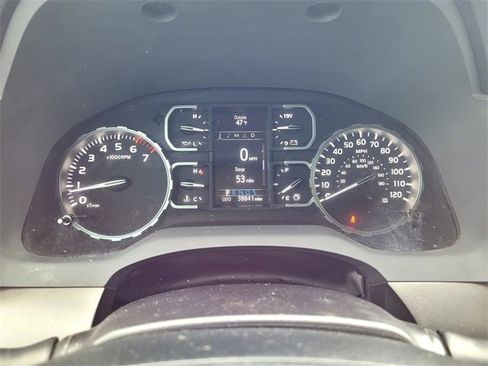 Used 2018 Toyota Tundra SR5 w/ SR5 Upgrade Package image 21