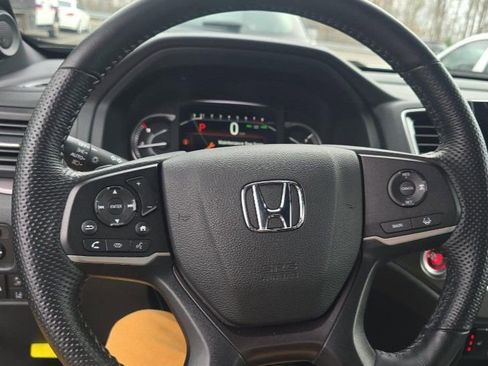 Used 2023 Honda Passport EX-L image 13