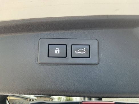 Used 2023 Subaru Outback Limited AWD/4WD image 58