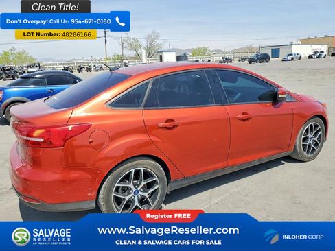 Used 2018 Ford Focus SEL image 4