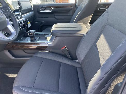 New 2026 GMC Sierra 1500 Elevation image 23