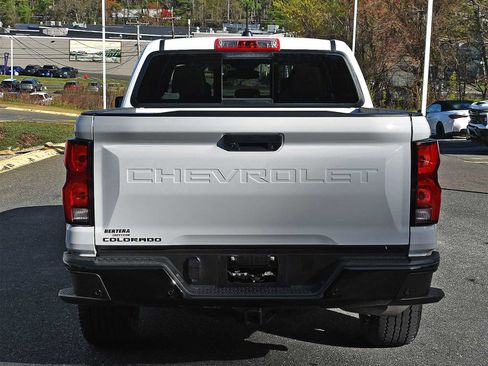 Used 2026 Chevrolet Colorado Z71 w/ Technology Package AWD/4WD image 7