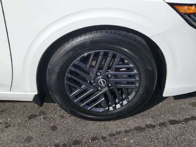 Certified 2026 Nissan Sentra SV w/ SV Convenience Package FWD image 6