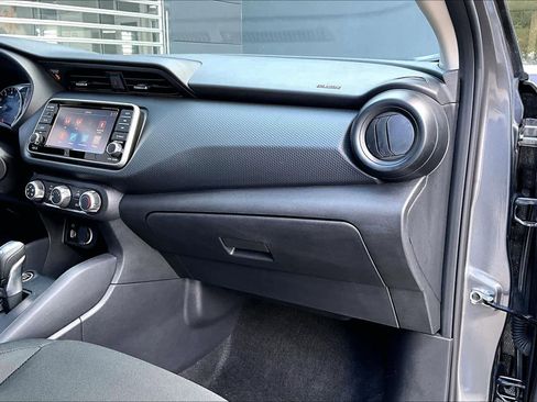 Used 2024 Nissan Kicks S image 17