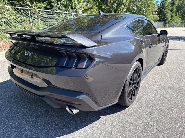Used 2024 Ford Mustang GT Premium w/ GT Performance Package RWD image 5