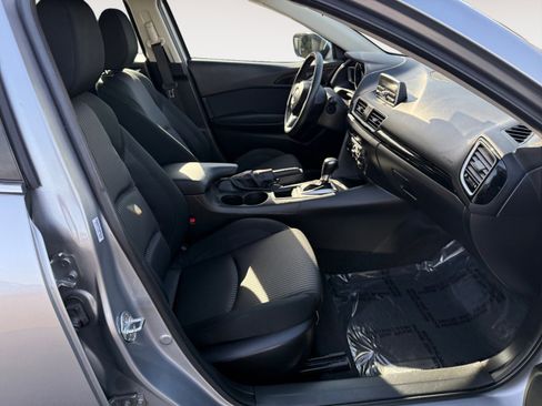 Used 2014 MAZDA MAZDA3 i Touring image 19