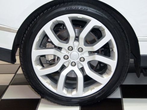 Used 2016 Land Rover Range Rover Supercharged AWD/4WD image 14