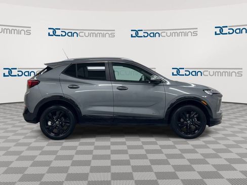 Used 2025 Buick Encore GX Sport Touring w/ Comfort Package image 9