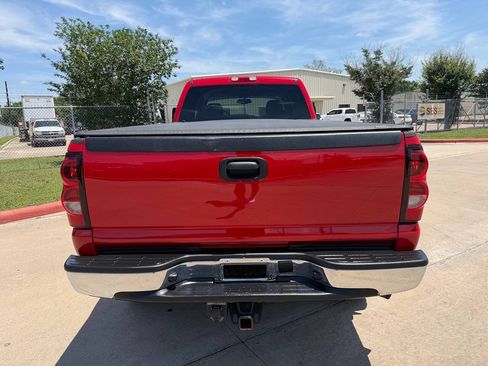 Used 2006 Chevrolet Silverado 2500 LT w/ Heavy-Duty Power Package AWD/4WD image 30