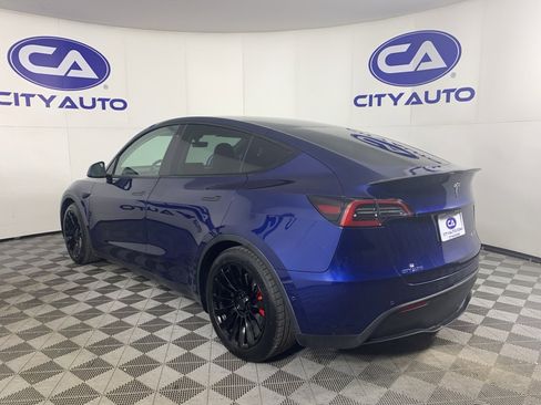 Used 2022 Tesla Model Y Performance image 5