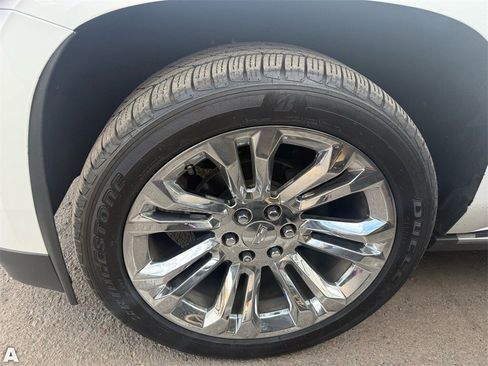 Used 2020 Cadillac Escalade Premium Luxury w/ LPO, Radiant Package image 6