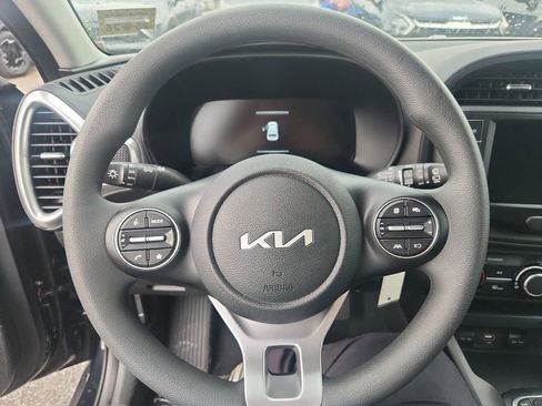 New 2025 Kia Soul LX w/ LX Technology Package image 13